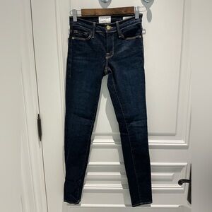 FRAME Le Skinny de Jeanne